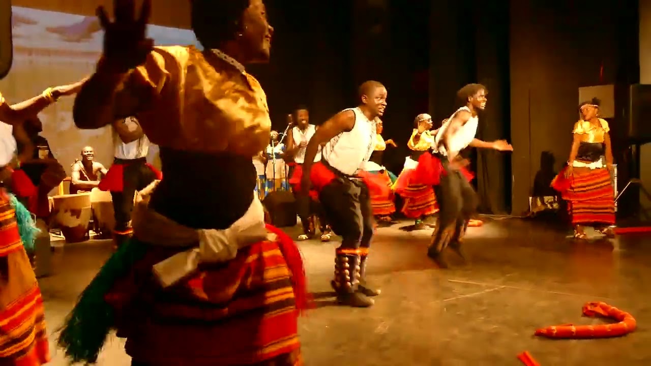 Ekitaguriro kya Runyege - The Courtship Dance of the Banyoro